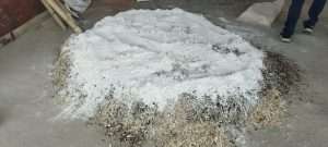 Preparing hempcrete mix for casting